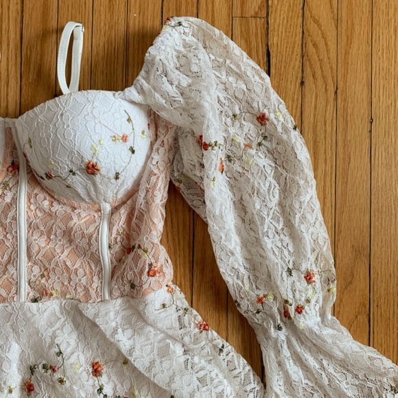 Chicwish One Piece Lace Floral Swimsuit/Bodysuit - Picture 2 of 3